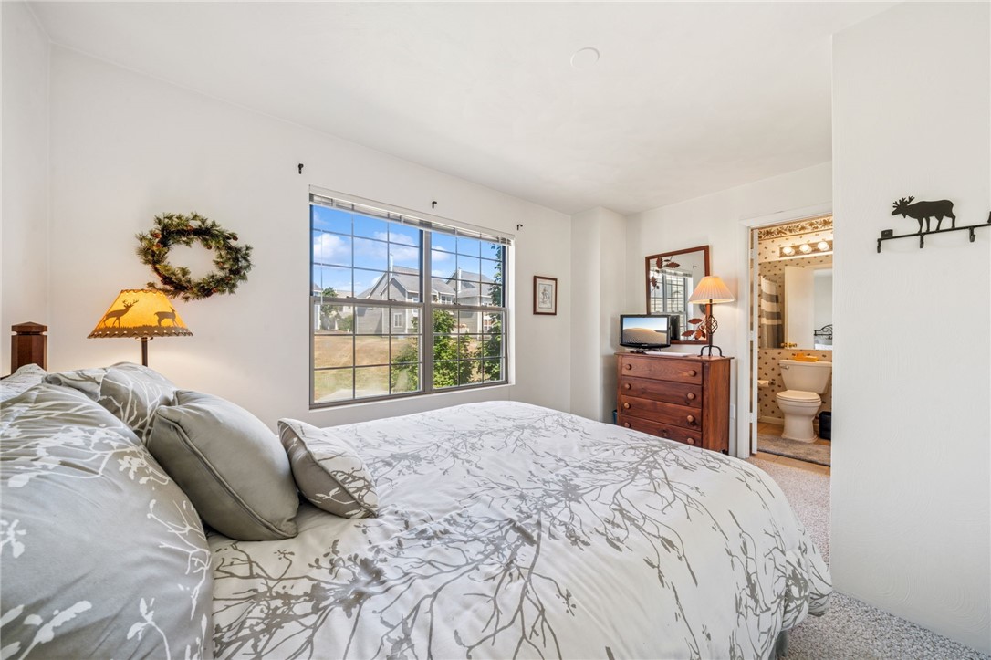 Seven Springs Resort, Pennsylvania 15622, United States, 3 Bedrooms Bedrooms, ,3 BathroomsBathrooms,Residential,Pending,210215