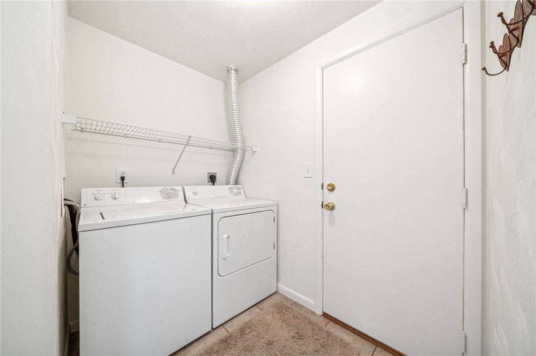 Seven Springs Resort, Pennsylvania 15622, United States, 3 Bedrooms Bedrooms, ,3 BathroomsBathrooms,Residential,Pending,210215