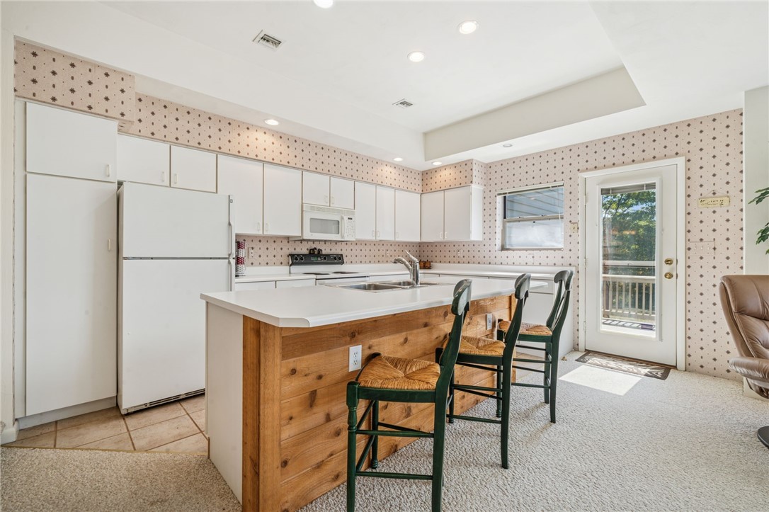 Seven Springs Resort, Pennsylvania 15622, United States, 3 Bedrooms Bedrooms, ,3 BathroomsBathrooms,Residential,Pending,210215