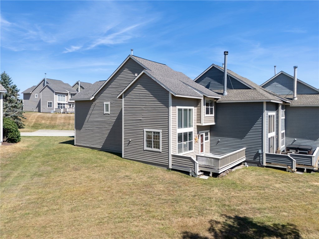 Seven Springs Resort, Pennsylvania 15622, United States, 3 Bedrooms Bedrooms, ,3 BathroomsBathrooms,Residential,Pending,210215