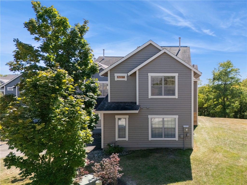 Seven Springs Resort, Pennsylvania 15622, United States, 3 Bedrooms Bedrooms, ,3 BathroomsBathrooms,Residential,Pending,210215