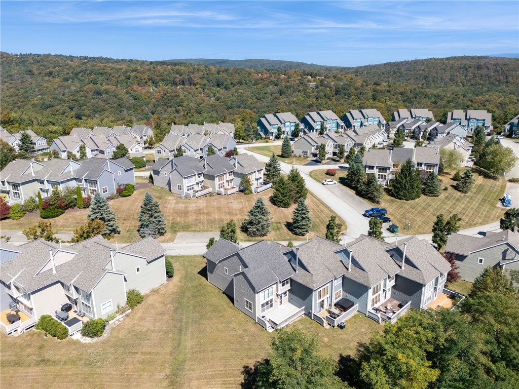 Seven Springs Resort, Pennsylvania 15622, United States, 3 Bedrooms Bedrooms, ,3 BathroomsBathrooms,Residential,Pending,210215