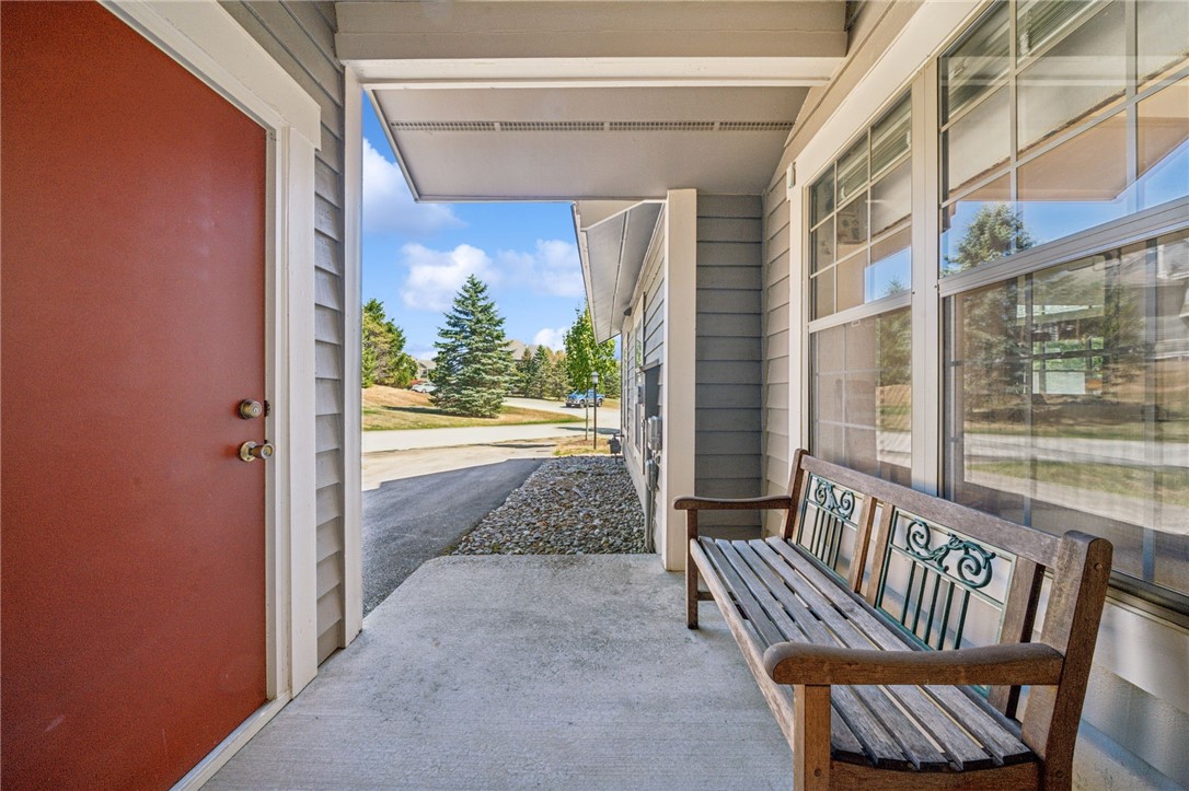 Seven Springs Resort, Pennsylvania 15622, United States, 3 Bedrooms Bedrooms, ,3 BathroomsBathrooms,Residential,Pending,210215