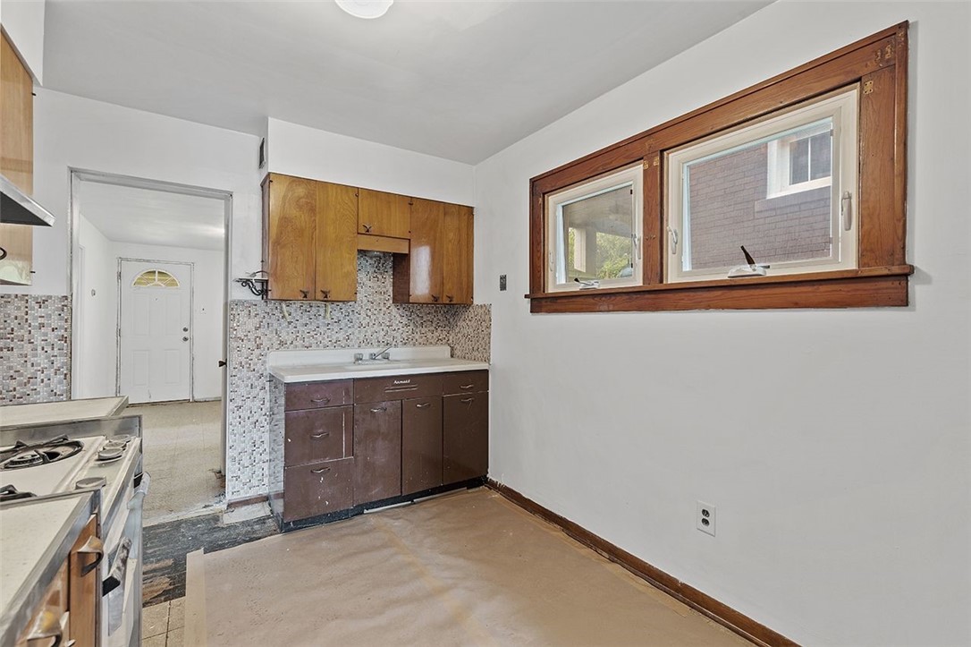 136 Hillson Ave Ave, Brentwood, Pennsylvania image 23