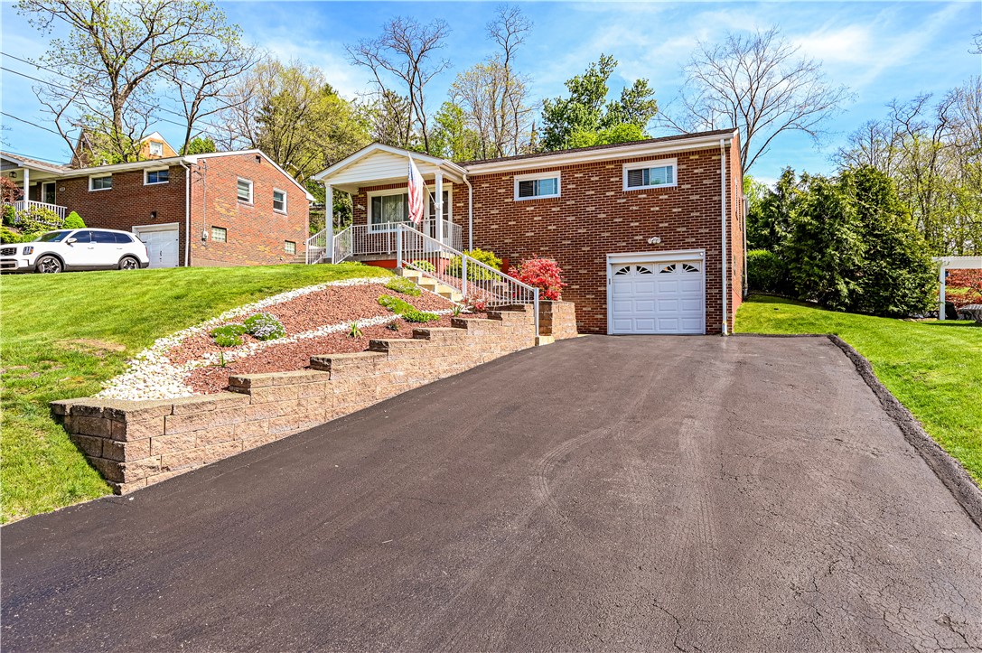 125 FOREST DRIVE