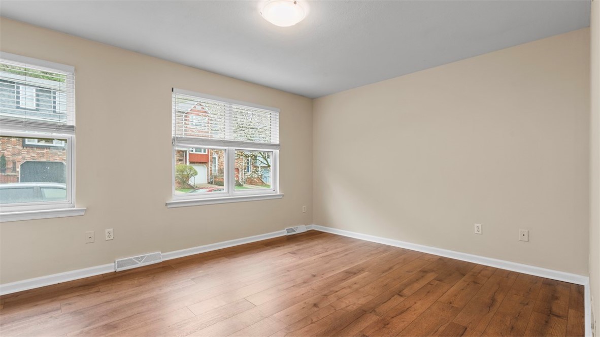 Bellevue, Pennsylvania 15202, United States, 2 Bedrooms Bedrooms, ,2 BathroomsBathrooms,Residential,Contingent,106588