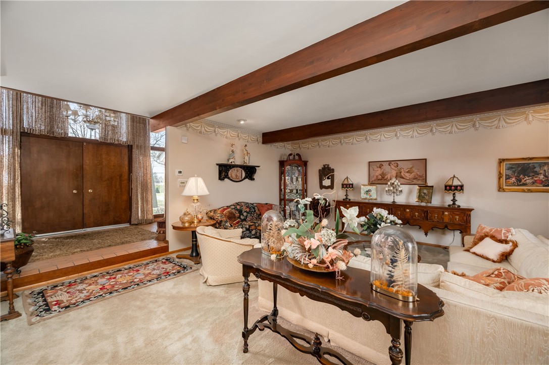 1695 Highland Road Rd, Sharon, Pennsylvania image 6