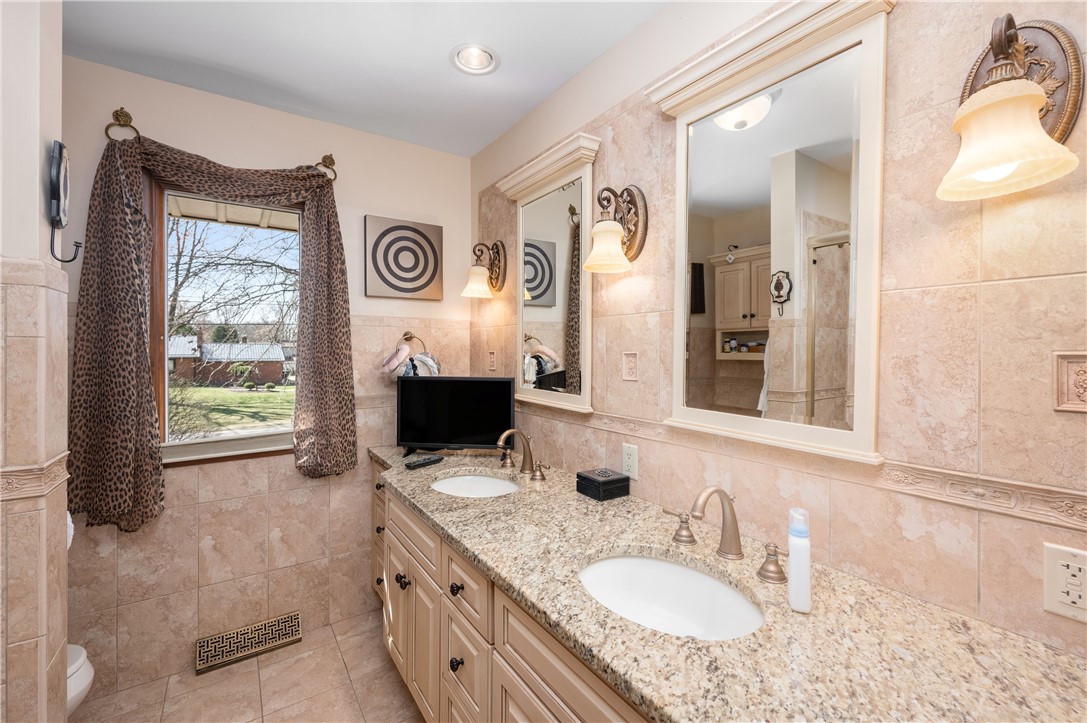 1695 Highland Road Rd, Sharon, Pennsylvania image 20