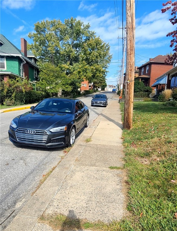 1218 Dormont Ave
