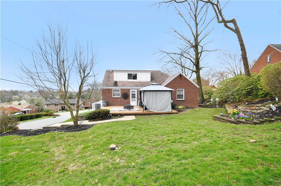 4535 Veman Ave Ave, Whitehall, Pennsylvania image 4