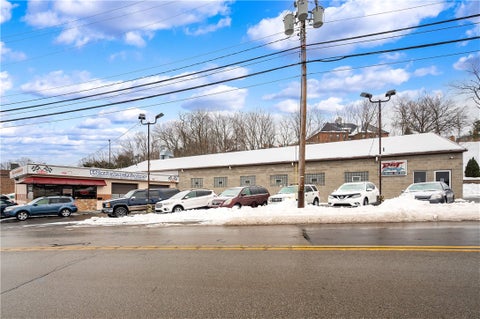 Photo for 186 Perry Highway