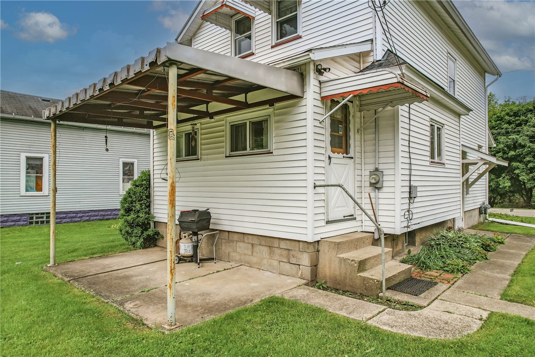 Hempfield Twp - Mer, Pennsylvania 16125, United States, 3 Bedrooms Bedrooms, ,1 BathroomBathrooms,Residential,Contingent,133559