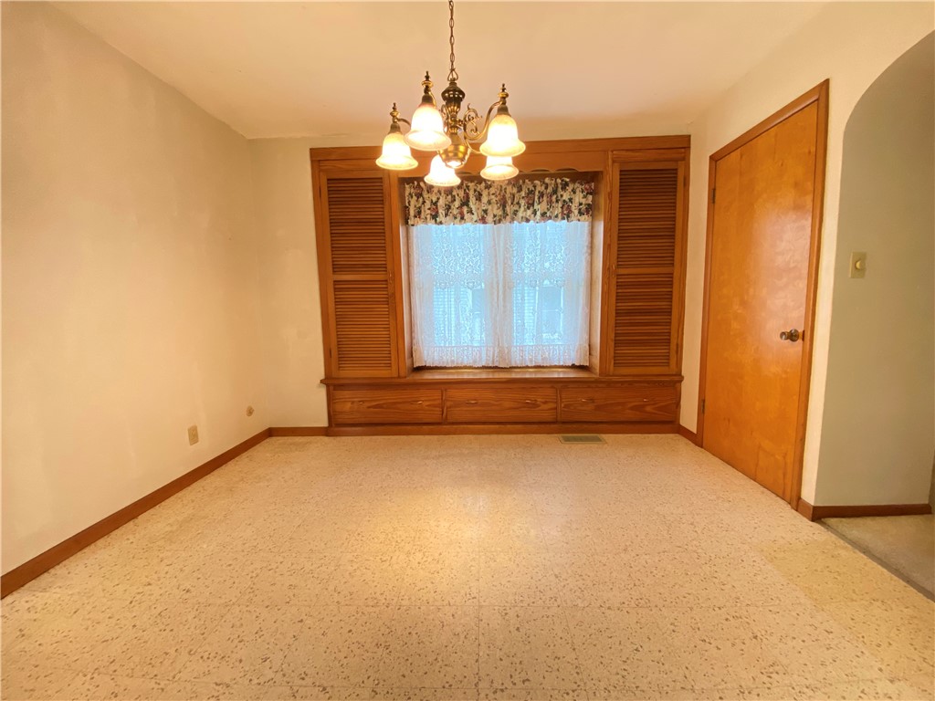 Hempfield Twp - Mer, Pennsylvania 16125, United States, 3 Bedrooms Bedrooms, ,1 BathroomBathrooms,Residential,Contingent,133559