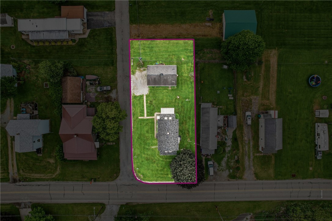 Hempfield Twp - Mer, Pennsylvania 16125, United States, 3 Bedrooms Bedrooms, ,1 BathroomBathrooms,Residential,Contingent,133559