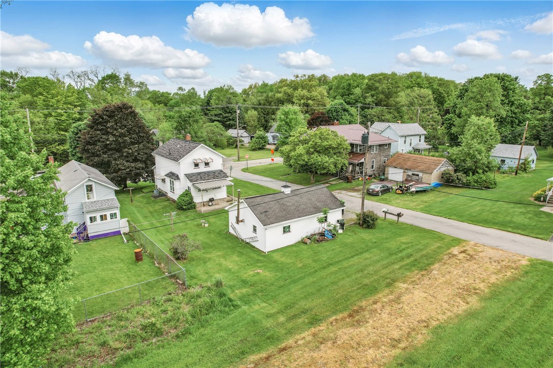 Hempfield Twp - Mer, Pennsylvania 16125, United States, 3 Bedrooms Bedrooms, ,1 BathroomBathrooms,Residential,Contingent,133559