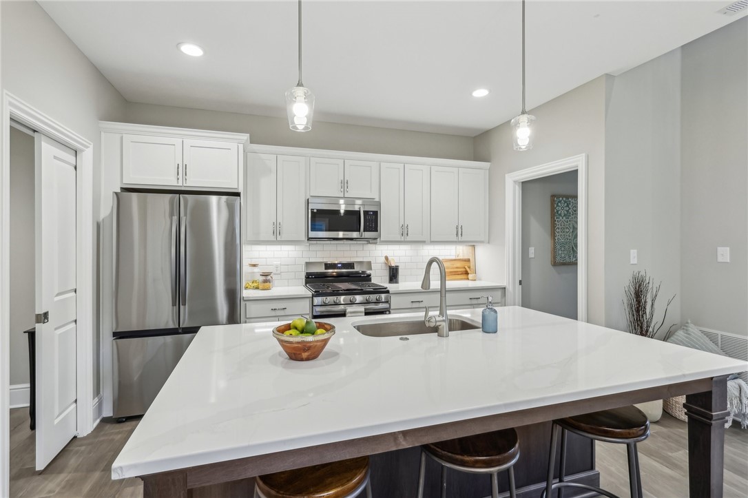 McDonald, Pennsylvania 15057, United States, 3 Bedrooms Bedrooms, ,3 BathroomsBathrooms,Residential,Active,252235