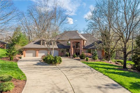 79 Alexander Dr Peters Twp PA 15317