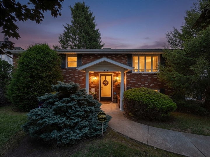 Photo 1 of 43 — 1619 Stanton Ave, New Castle, PA 16101