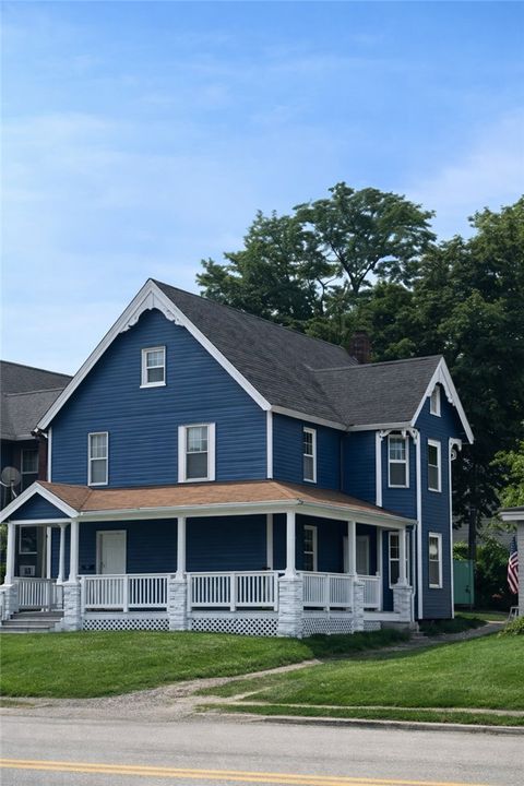 Photo of 780 S Irvine Ave, Sharon, PA 16146 (MLS # 1740146)