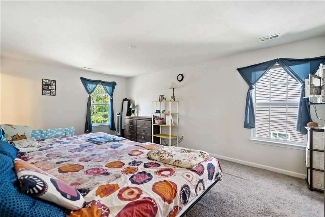 South Fayette, Pennsylvania 15057, United States, 3 Bedrooms Bedrooms, ,3 BathroomsBathrooms,Residential,Contingent,43447