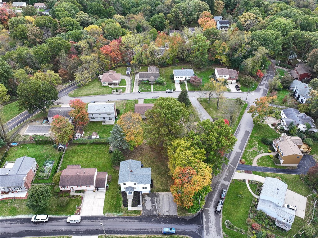 McCandless, Pennsylvania 15237, United States, 5 Bedrooms Bedrooms, ,2 BathroomsBathrooms,Residential,Active,37495