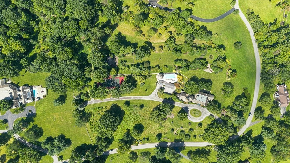 406 Hillside Drive