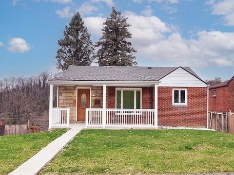 Homes For Sale - 260 Creston Drive Dr<br/> West Mifflin, PA 15122