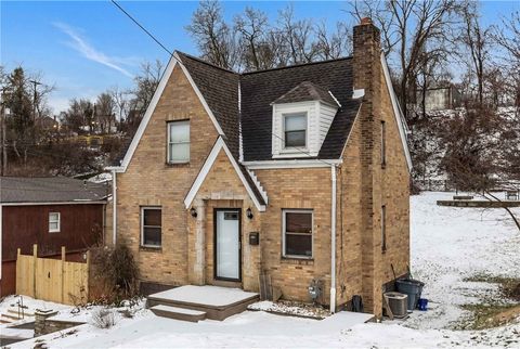 Photo of 50 Sunrise Dr, Pittsburgh, PA 15236 (MLS # 1737615)