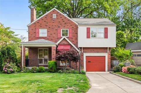 Photo of 16 Love Pl, Pittsburgh, PA 15218 (MLS # 1752375)