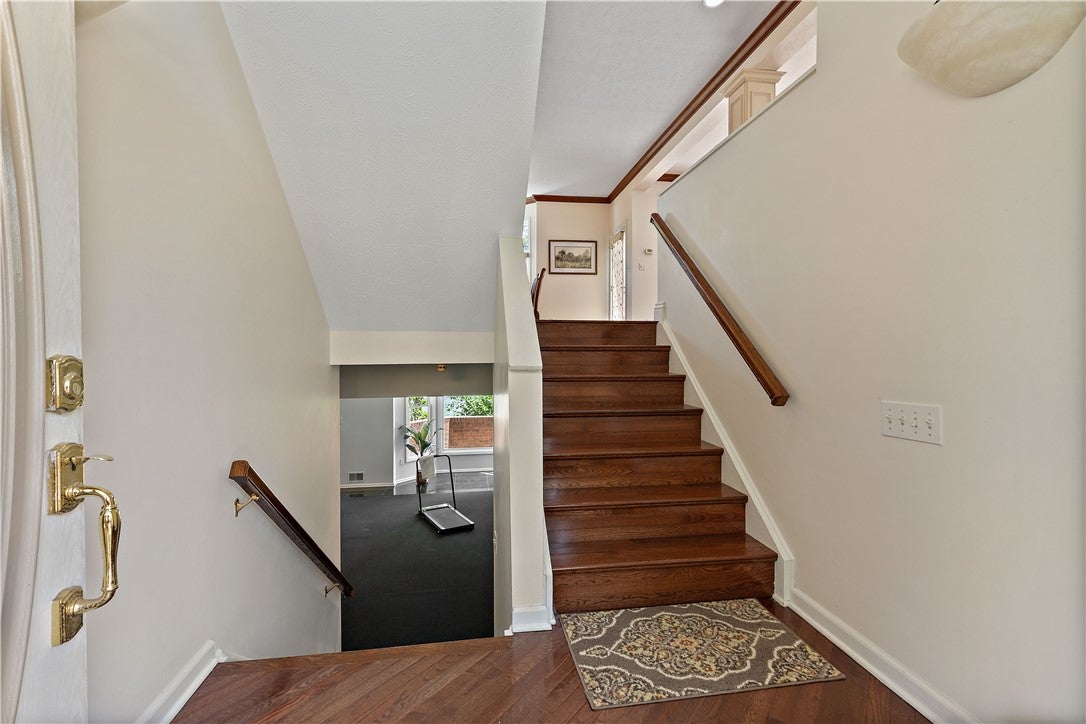 88 Waterfront Dr