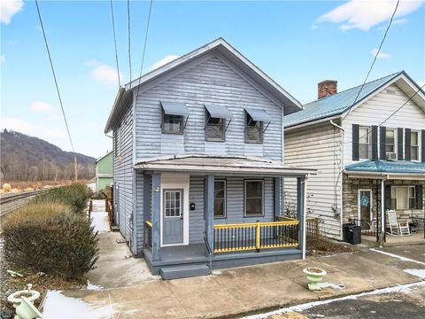 Photo of 101 7th St, Monongahela, PA 15063 (MLS # 1737417)