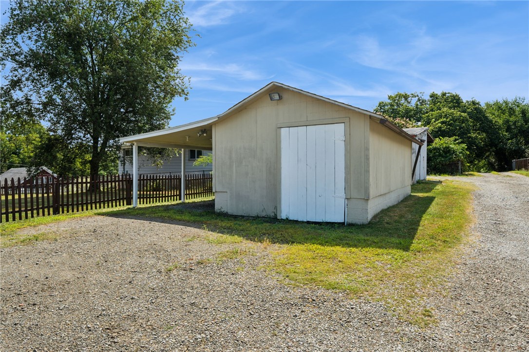 Jeannette, Pennsylvania 15644, United States, 2 Bedrooms Bedrooms, ,2 BathroomsBathrooms,Residential,Active,193283