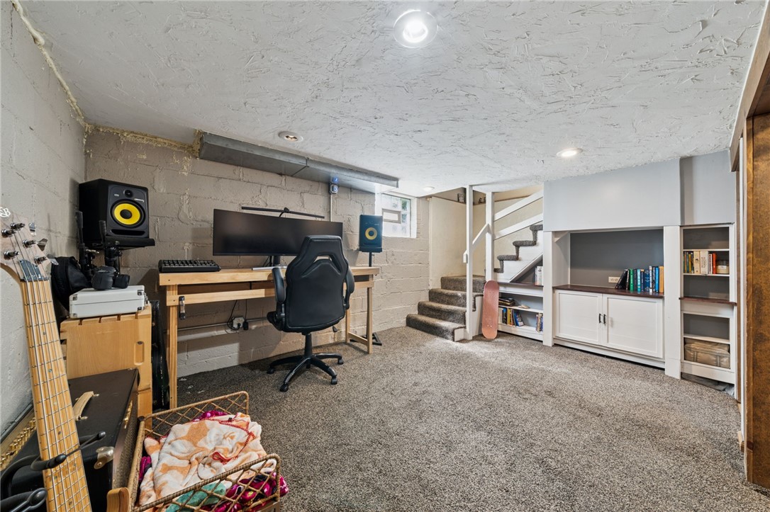 Jeannette, Pennsylvania 15644, United States, 2 Bedrooms Bedrooms, ,2 BathroomsBathrooms,Residential,Active,193283