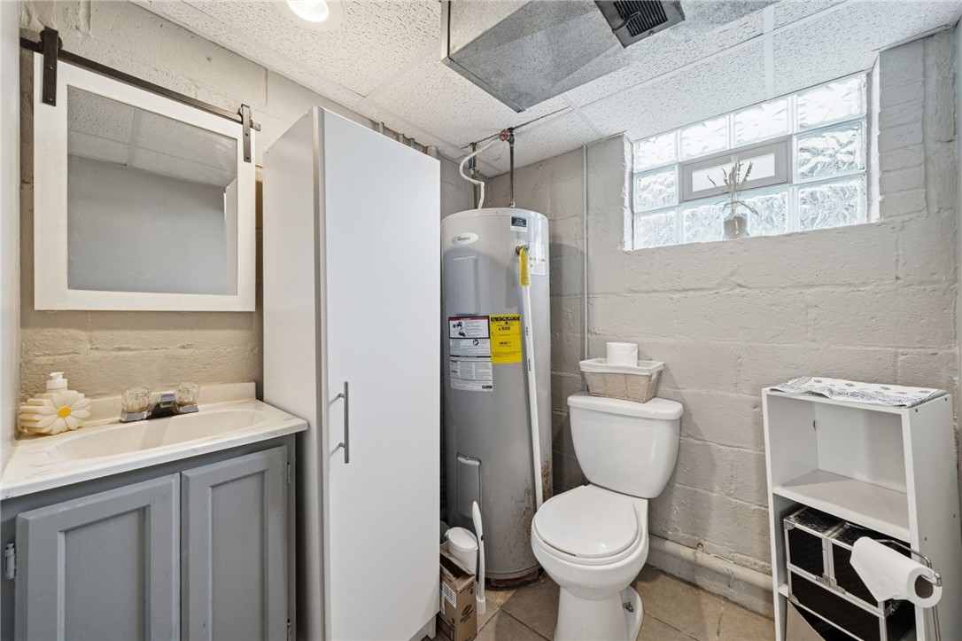 Jeannette, Pennsylvania 15644, United States, 2 Bedrooms Bedrooms, ,2 BathroomsBathrooms,Residential,Active,193283