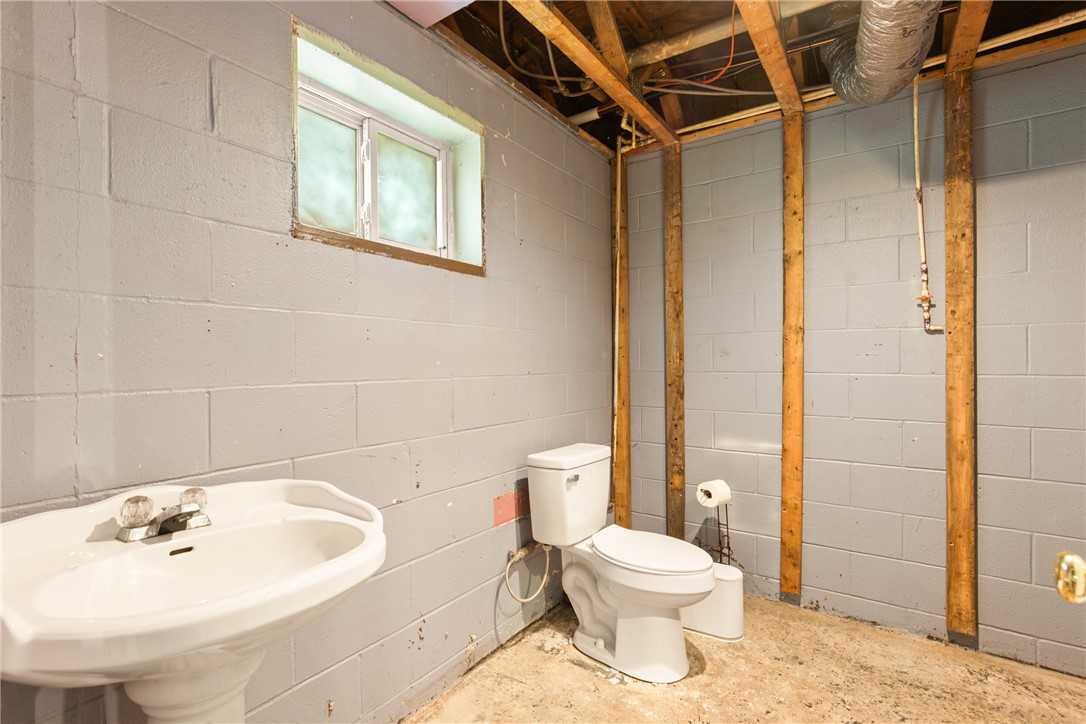 Addison Twp, Pennsylvania 15424, United States, 1 Bedroom Bedrooms, ,2 BathroomsBathrooms,Residential,Active,179753