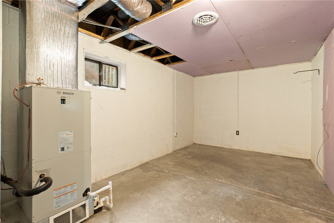 Addison Twp, Pennsylvania 15424, United States, 1 Bedroom Bedrooms, ,2 BathroomsBathrooms,Residential,Active,179753