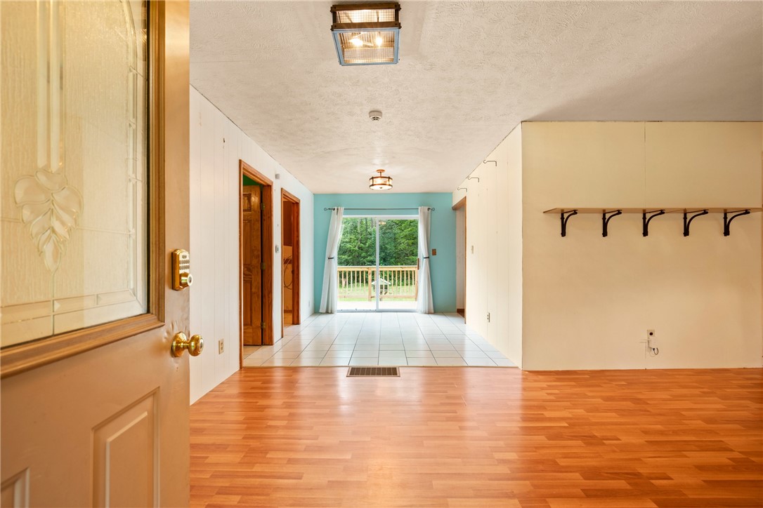 Addison Twp, Pennsylvania 15424, United States, 1 Bedroom Bedrooms, ,2 BathroomsBathrooms,Residential,Active,179753