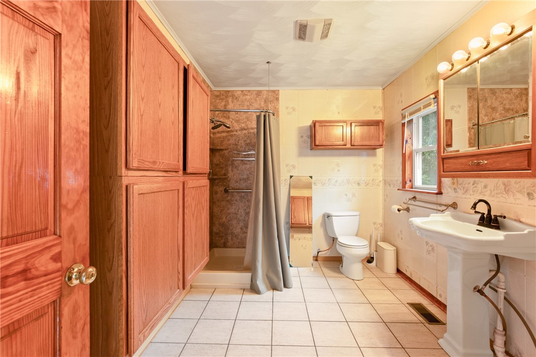 Addison Twp, Pennsylvania 15424, United States, 1 Bedroom Bedrooms, ,2 BathroomsBathrooms,Residential,Active,179753