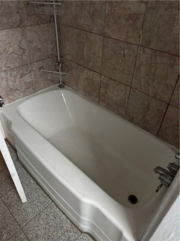 Shadyside, Pennsylvania 15232, United States, 2 Bedrooms Bedrooms, ,1 BathroomBathrooms,Residential,Active,37695