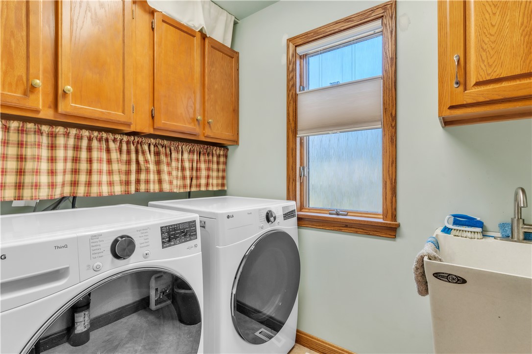 Twp Of But SE, Pennsylvania 16001, United States, 4 Bedrooms Bedrooms, ,4 BathroomsBathrooms,Residential,Active,96101