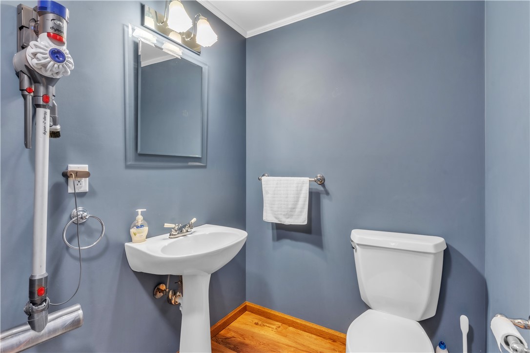 Twp Of But SE, Pennsylvania 16001, United States, 4 Bedrooms Bedrooms, ,4 BathroomsBathrooms,Residential,Active,96101