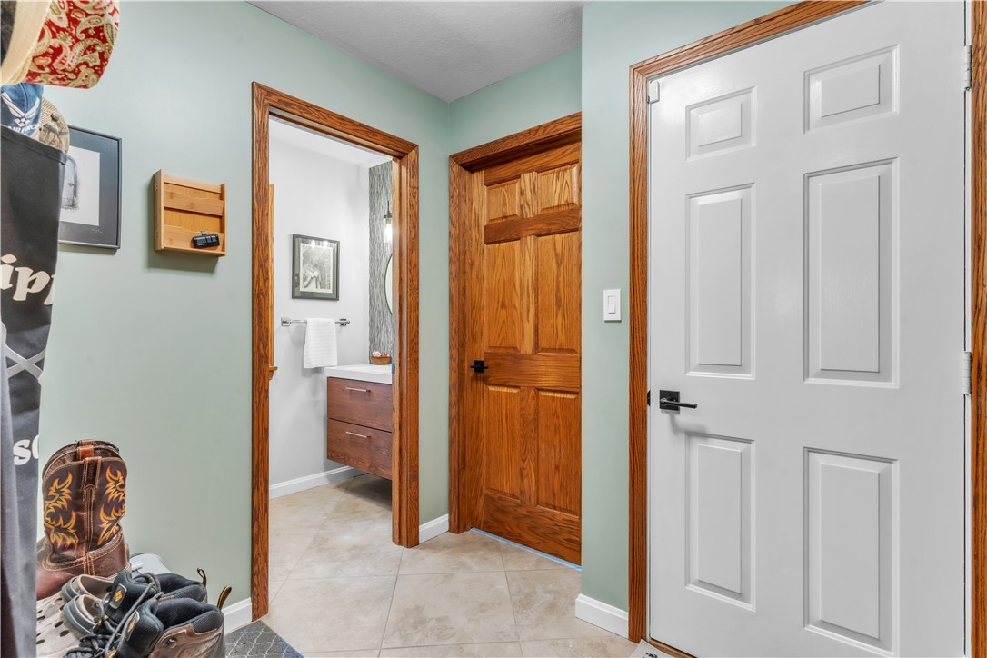 Twp Of But SE, Pennsylvania 16001, United States, 4 Bedrooms Bedrooms, ,4 BathroomsBathrooms,Residential,Active,96101