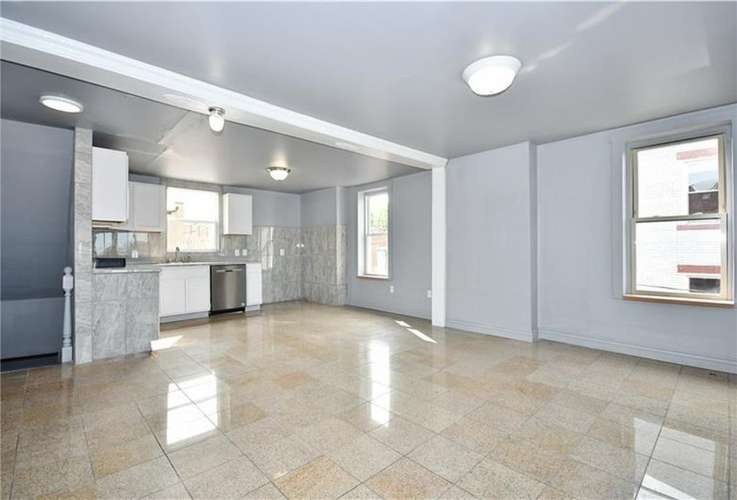 Oakland, Pennsylvania 15213, United States, 6 Bedrooms Bedrooms, ,2 BathroomsBathrooms,Residential,Active,149018