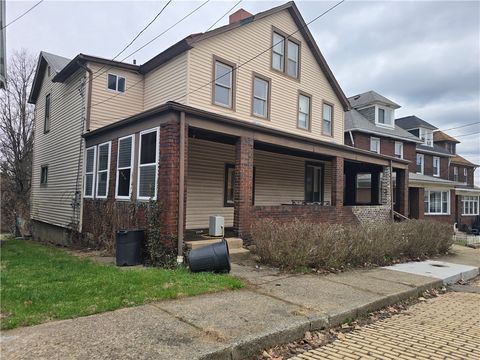 Photo of 115-117 Peter St, Duquesne, PA 15110 (MLS # 1743987)