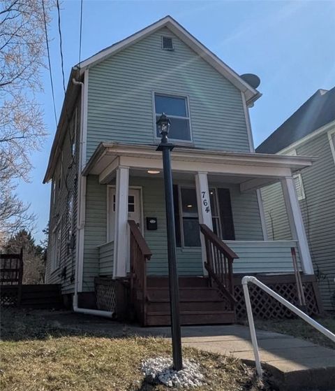 Homes For Sale - 764 Lathrop St St<br/> Lawrence County, New Castle, PA 16101