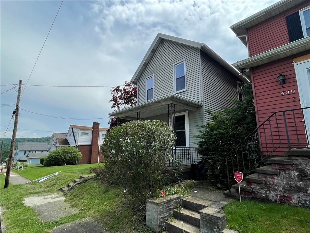 435 1st St St, Donora, Pennsylvania image 3