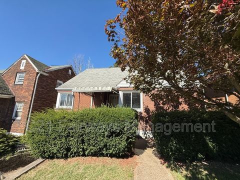 Photo of 2527 Versailles Ave, Mckeesport, PA 15132 (MLS # 1735006)