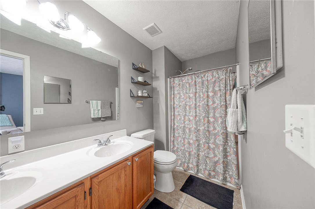 617 Maple Street St, Coraopolis, Pennsylvania image 19