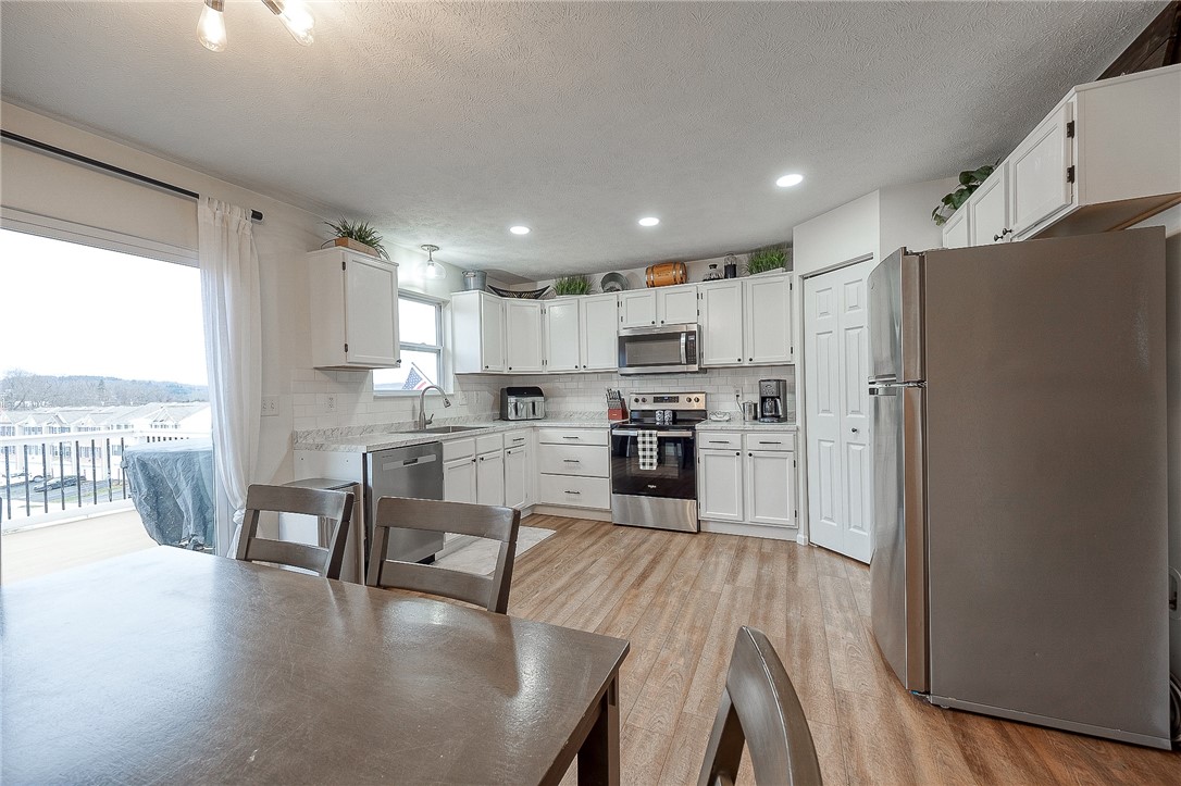 617 Maple Street St, Coraopolis, Pennsylvania image 5