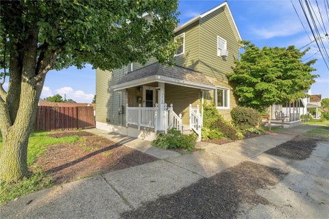 Homes For Sale - 170 Downer Ave Ave<br/> Fayette County, Uniontown, PA 15401